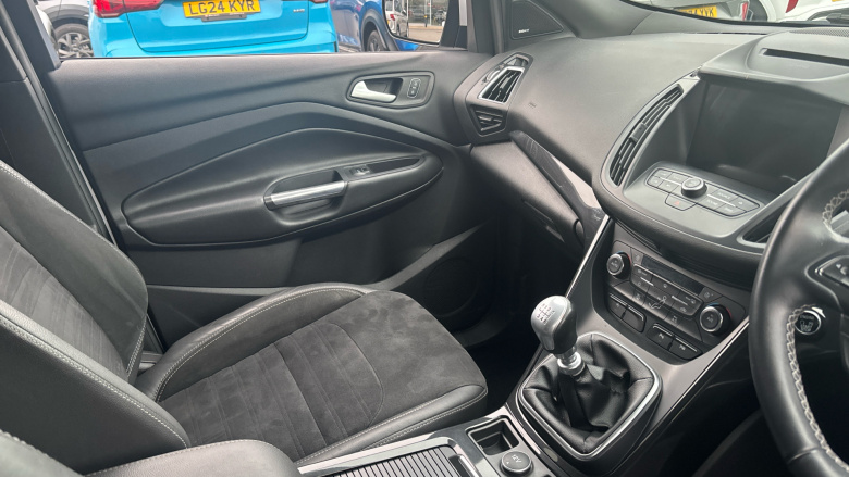 Ford Kuga 2.0 TDCi 180 ST-Line 5dr Diesel Estate